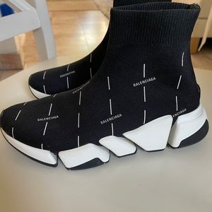 Balenciaga Speed 2.0 Logo Printed Sock Sneakers 8